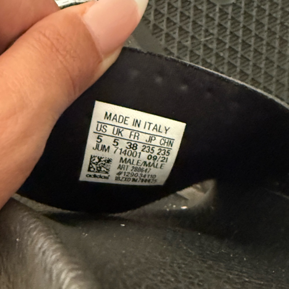 Adidas Black and White Slides - Picture 3 of 3